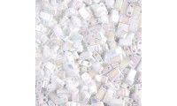 Half tila 5mm. White pearl AB