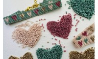 Kit pulseras corazones...